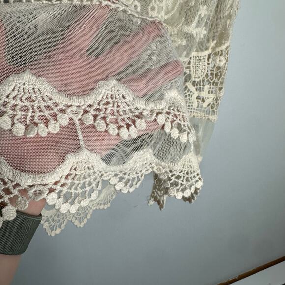 Umgee Women's Cream Cotton Blend Crochet Mesh Cut Out Racerback Tank Size S/M - Picture 7 of 9